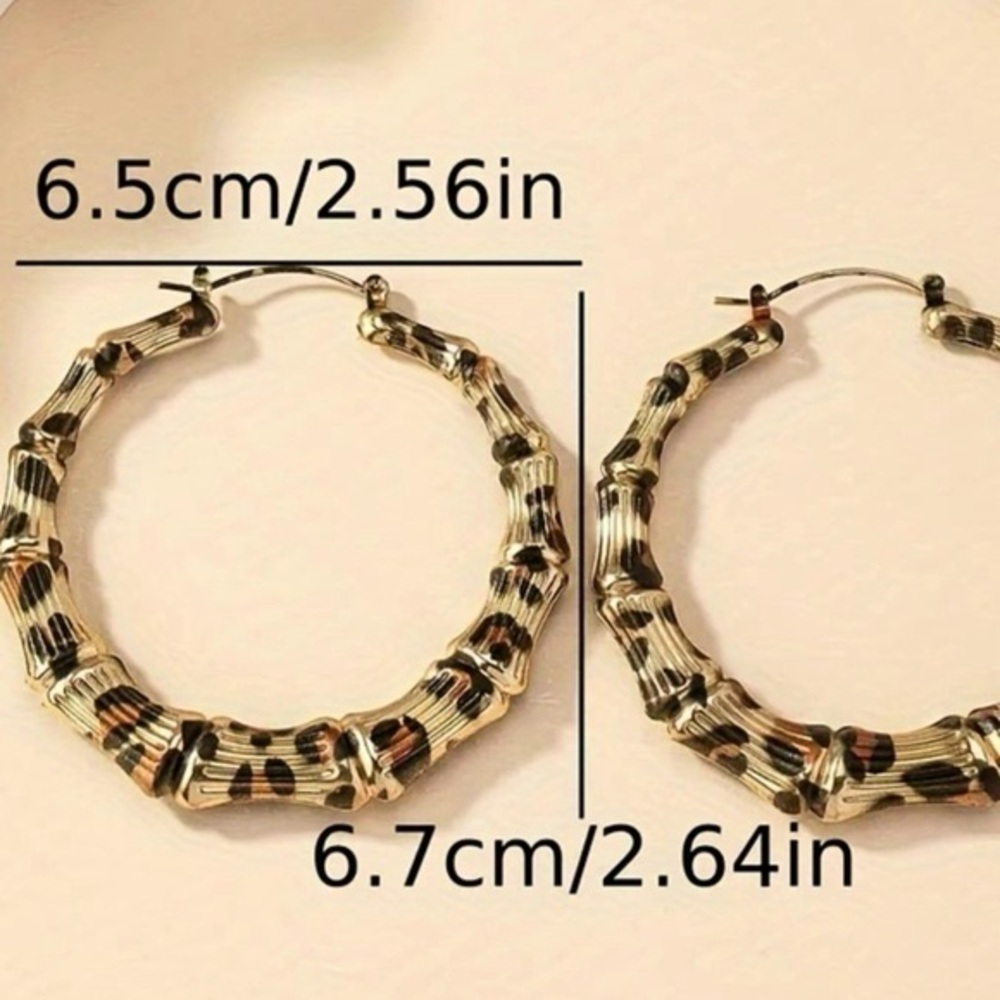 Fashionable Bamboo Joint Design Hoop Earrings, Fashion Leopard Jewelry - Picture 2 of 5